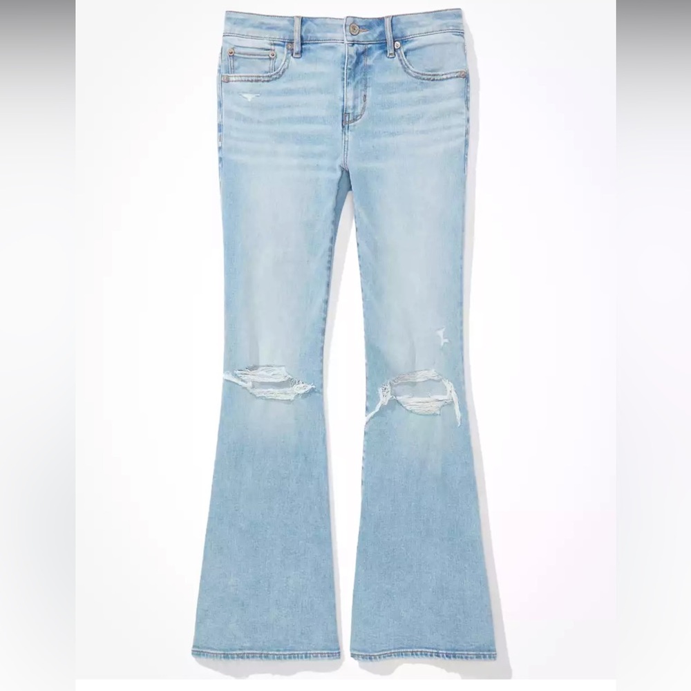 Women AEO Next Level Stretch Light Wash Low Rise Flare Jean Size 14